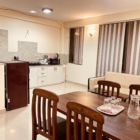 Atlas Serviced Apartments Jawlakhel Esterno foto