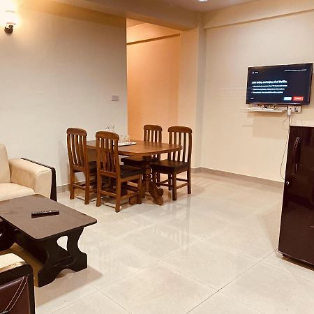 Atlas Serviced Apartments Jawlakhel Esterno foto