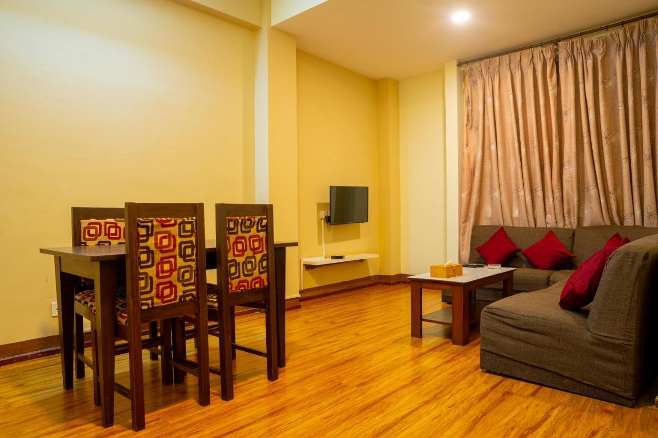 Atlas Serviced Apartments Jawlakhel Esterno foto