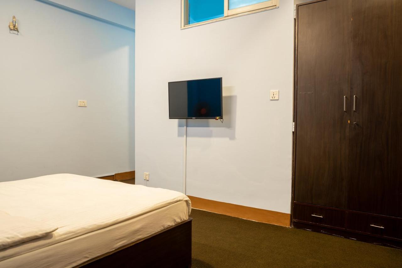 Atlas Serviced Apartments Jawlakhel Esterno foto