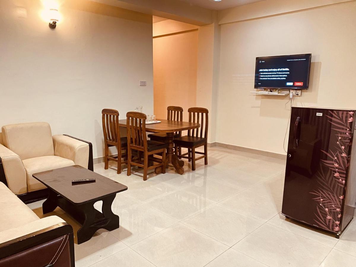 Atlas Serviced Apartments Jawlakhel Esterno foto