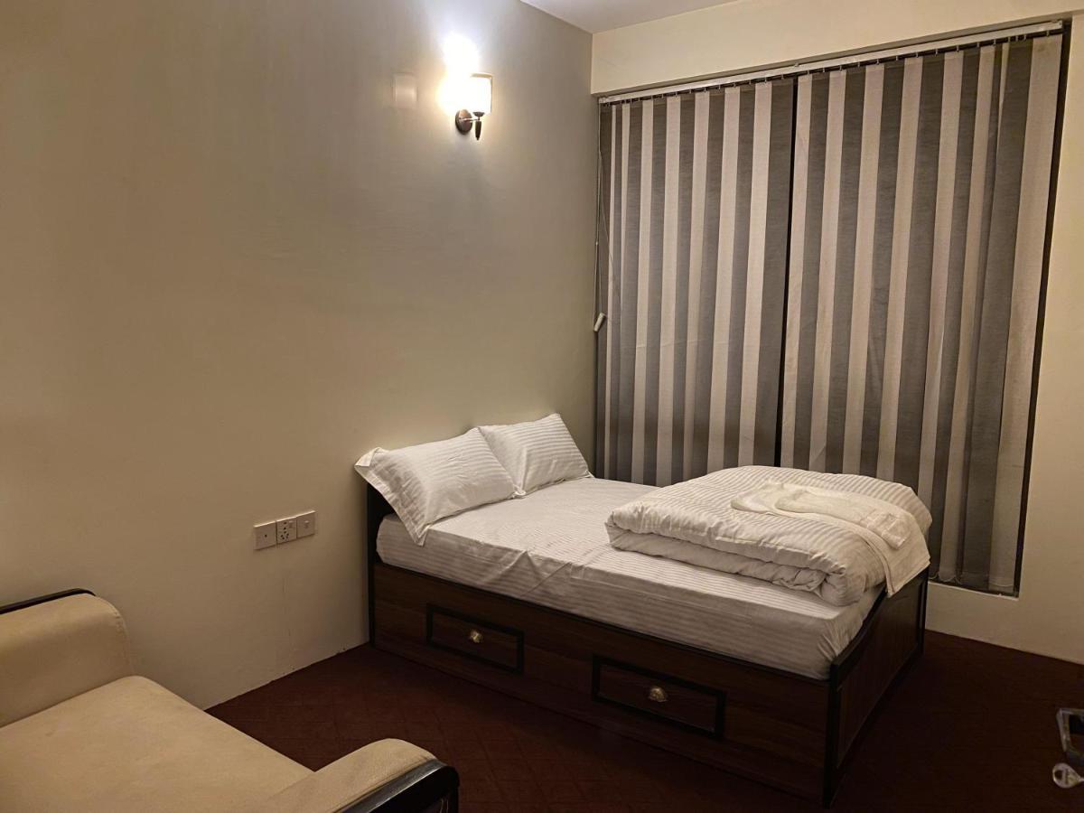 Atlas Serviced Apartments Jawlakhel Esterno foto