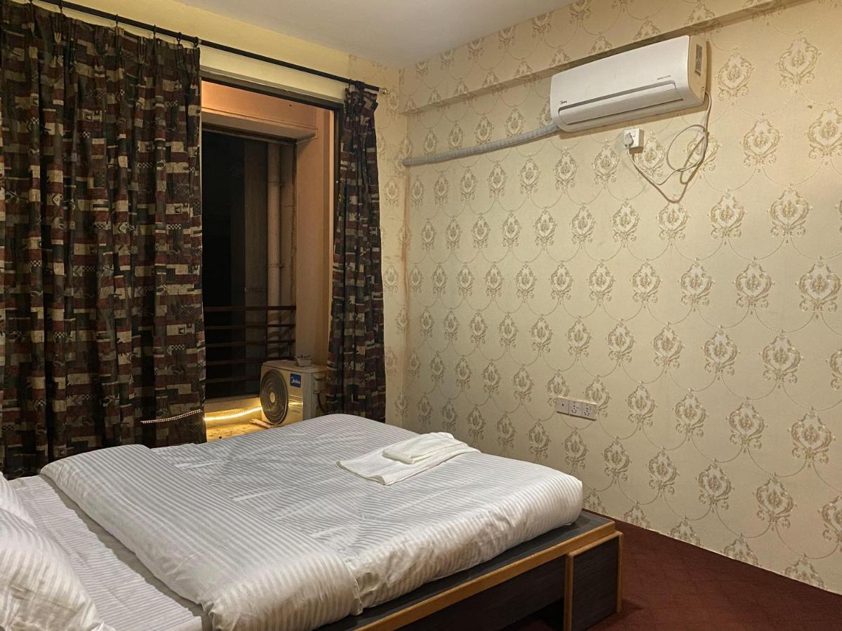 Atlas Serviced Apartments Jawlakhel Esterno foto