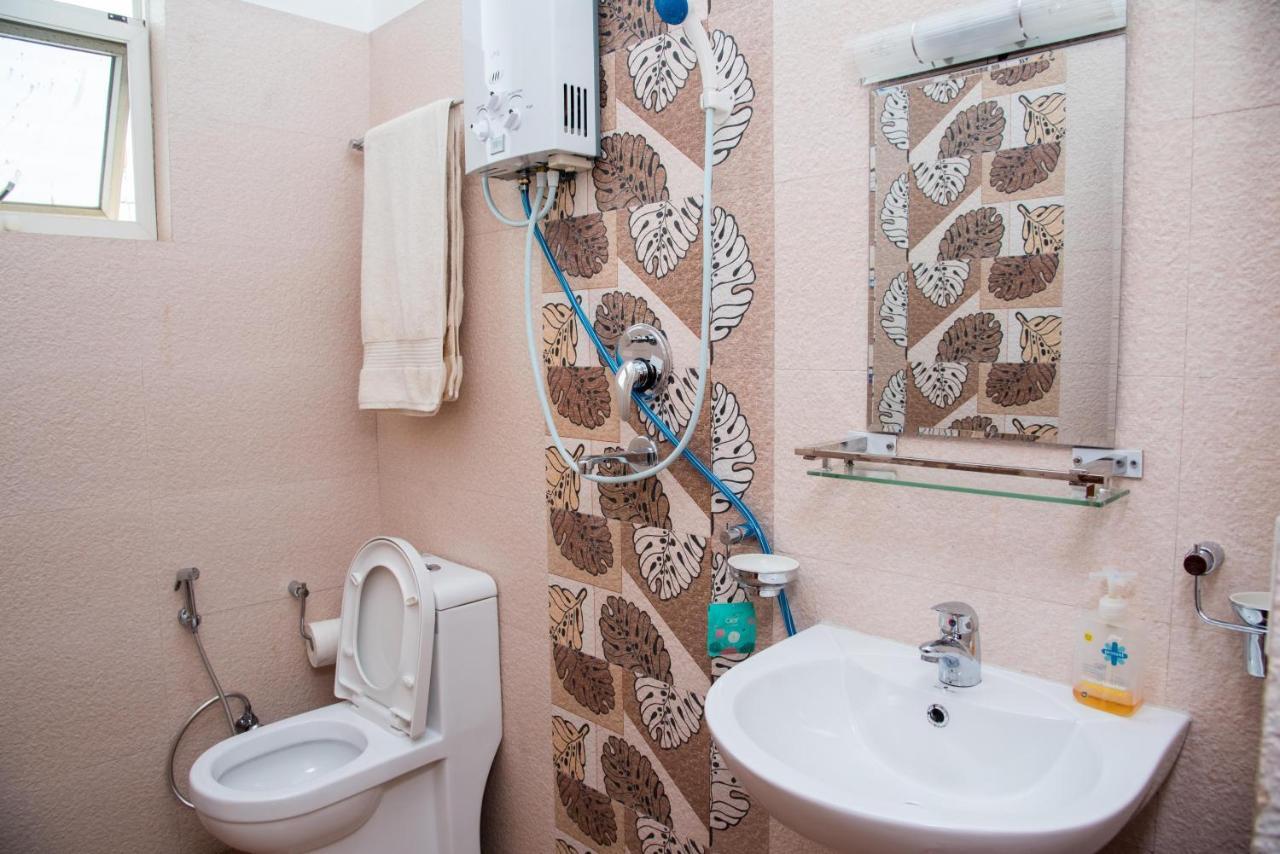 Atlas Serviced Apartments Jawlakhel Esterno foto