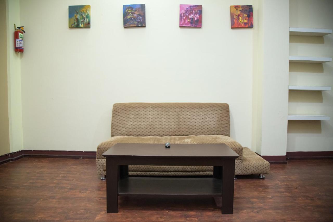 Atlas Serviced Apartments Jawlakhel Esterno foto