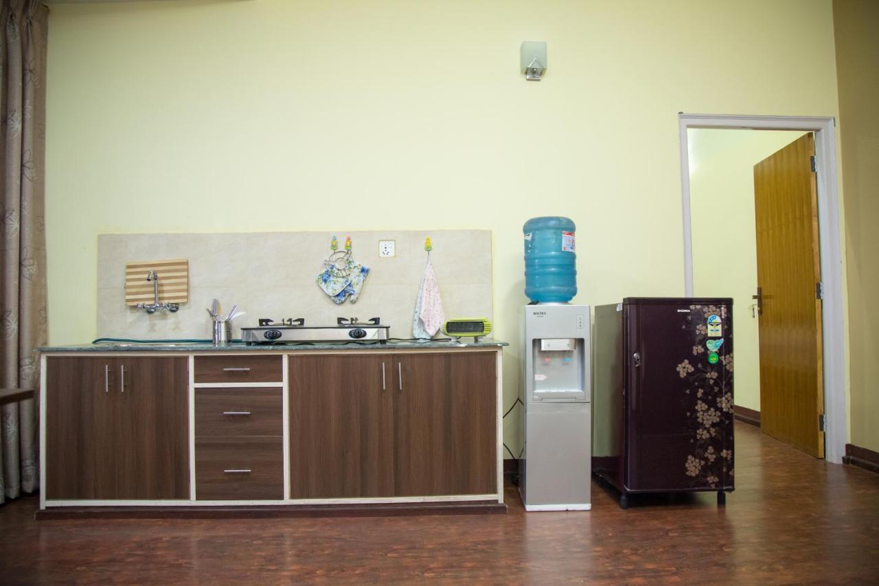 Atlas Serviced Apartments Jawlakhel Esterno foto