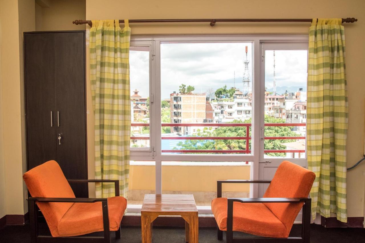 Atlas Serviced Apartments Jawlakhel Esterno foto